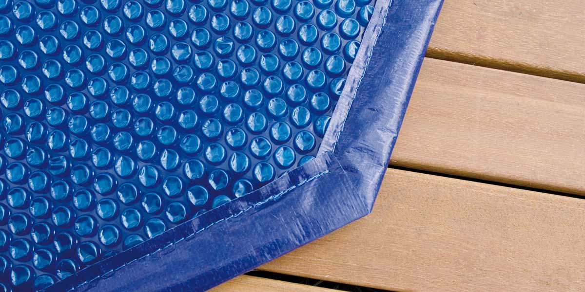 Bâche et chauffage hors sol