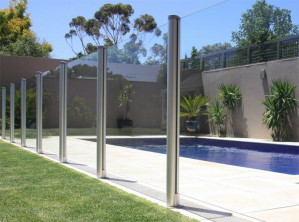 Barrière de sécurité piscine en verre / aluminium