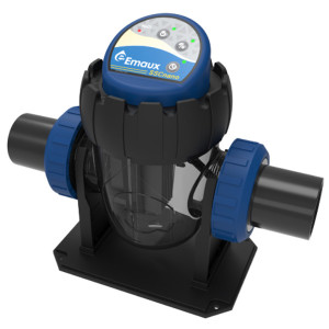 Électrolyseur au sel SSC Nano by Emaux avec socle si besoin de pose au sol