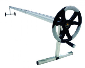 Enrouleur pour bâche à bulles