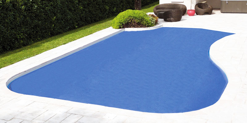 Comment poser une b&acirc;che &agrave; bulles sur la piscine&nbsp;?