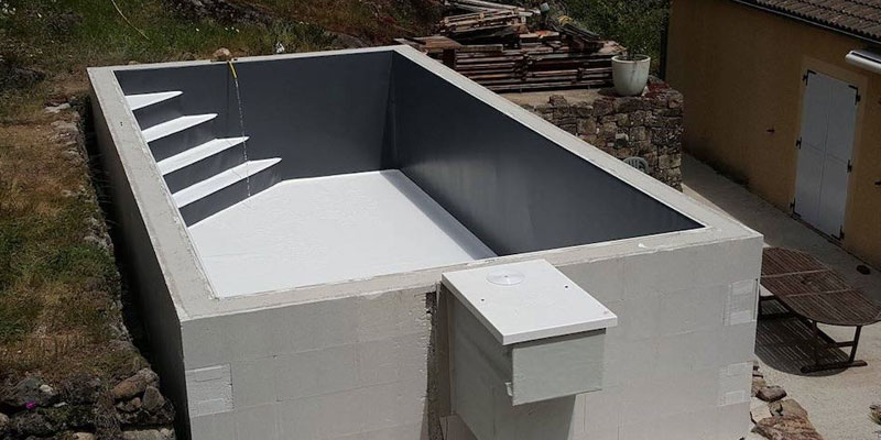 Construire sa piscine en blocs de polystyrène
