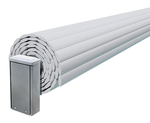 Volet roulant de piscine Alu'Safe WaluRoll avec tablier enroulé